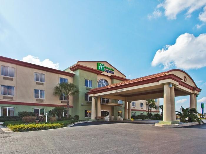 Hotel Holiday Inn Express & Suites Live oak - Bild 1