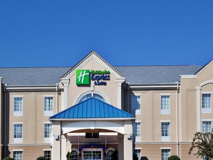 Holiday Inn Express & Suites Orangeburg - Bild 1