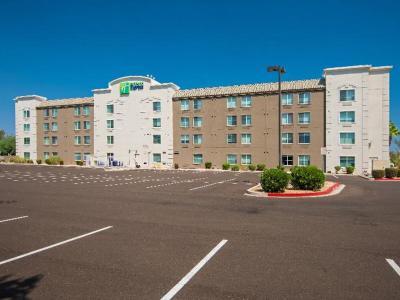 Hotel Holiday Inn Express & Suites Peoria North Glendale - Bild 2