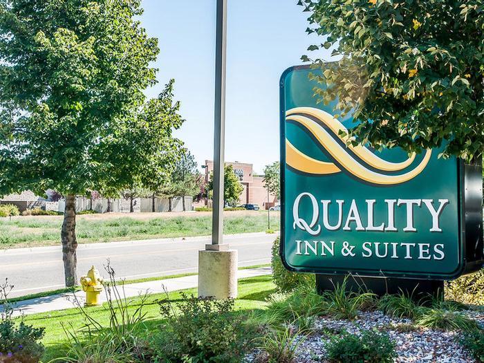 Quality Inn & Suites University - Bild 1
