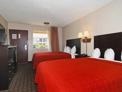 Hotel Red Roof Inn & Suites Oklahoma City Southwest - Bild 3