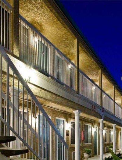 Hotel BridgePoint Inn Daly City - Bild 1