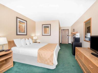 Hotel Days Inn & Suites by Wyndham Fargo 19th Ave/Airport Dome - Bild 4