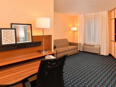 Hotel Fairfield Inn and Suites Cleveland Avon - Bild 2