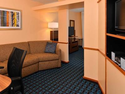 Hotel Fairfield Inn and Suites Cleveland Avon - Bild 5