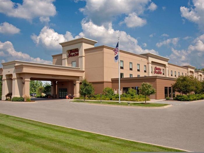 Hotel Hampton Inn & Suites Grand Rapids-Airport 28th St - Bild 1