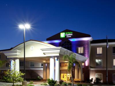 Hotel Holiday Inn Express & Suites Spring Hill - Bild 2