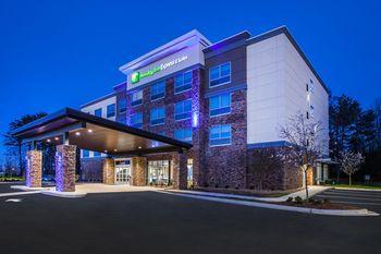 Hotel Holiday Inn Express Radcliff - Fort Knox - Bild 5