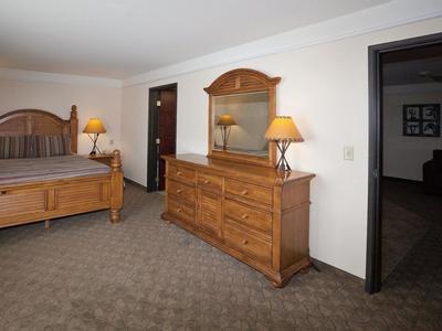 Hotel La Quinta Inn & Suites by Wyndham Dodge City - Bild 5