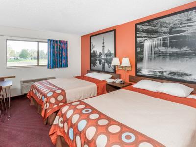Hotel Super 8 by Wyndham Washington/Peoria Area - Bild 5
