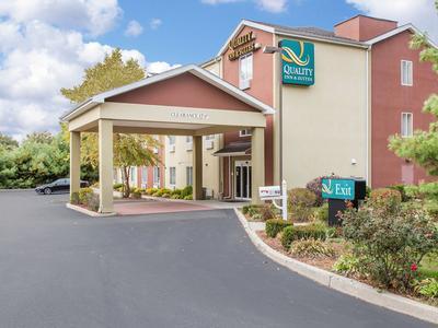 Hotel Quality Inn & Suites - Bild 2