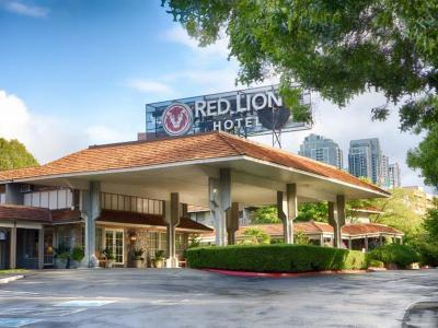 Red Lion Hotel Bellevue - Bild 2