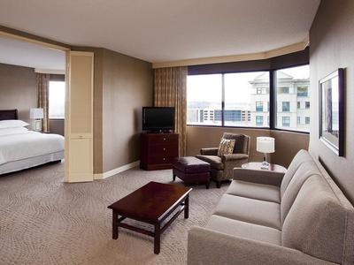 Hotel Sheraton Suites Wilmington Downtown - Bild 3