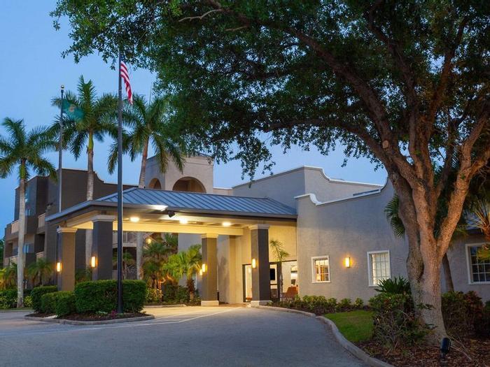 Hotel La Quinta Inn & Suites by Wyndham Ft. Myers-Sanibel Gateway - Bild 1