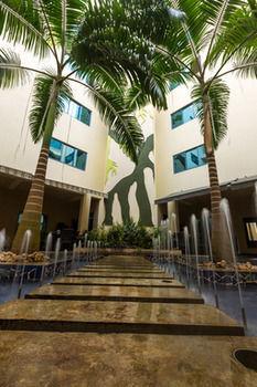Best Western Premier Accra Airport Hotel - Bild 1