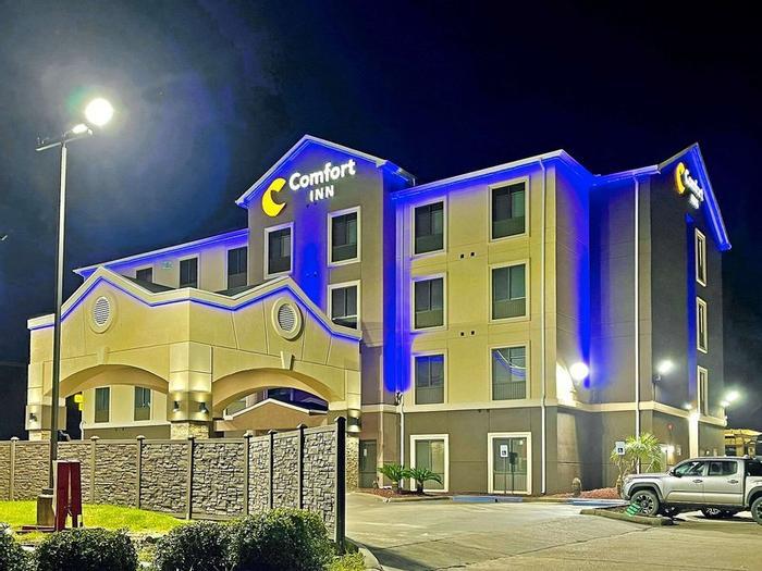 Hotel Comfort Inn - Bild 1