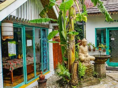 Hotel Dusun Jogja Village Inn - Bild 2