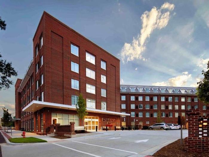 Residence Inn Durham McPherson/Duke University Medical Center Area - Bild 1