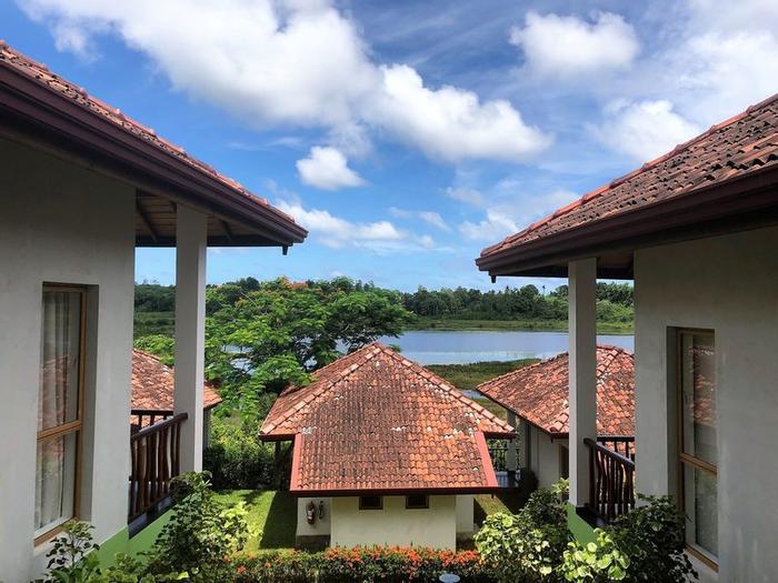 Hotel Lake Escapes Health Care Sri Lanka - Bild 1