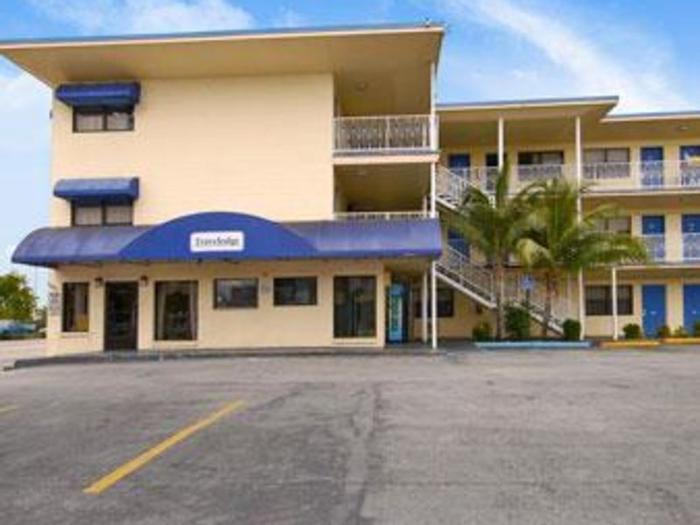 Hotel Travelodge by Wyndham Fort Lauderdale - Bild 1