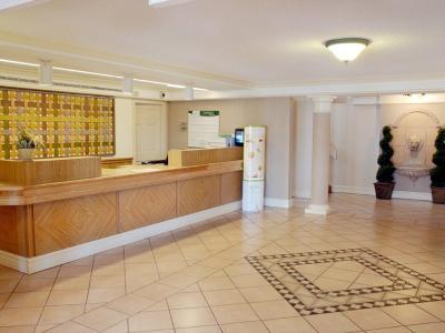 Hotel La Quinta Wilcrest - Bild 5