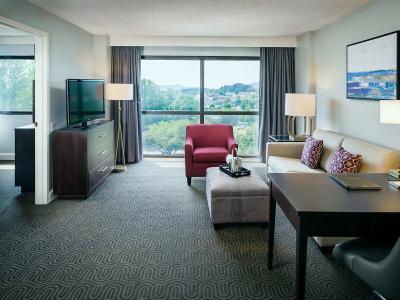 Hotel Hilton Suites Brentwood - Bild 2