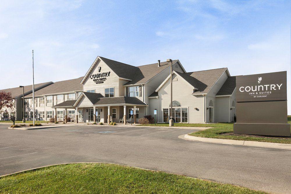 Hotel Country Inn & Suites by Radisson, Fort Dodge, IA - Bild 1