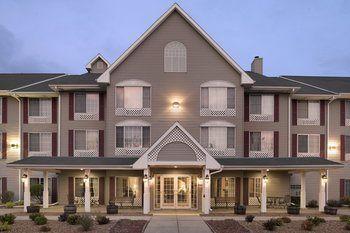 Hotel Country Inn & Suites by Radisson, West Bend, WI - Bild 1