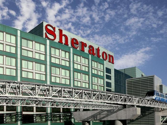 Sheraton Gateway Hotel in Toronto International Airport - Bild 1