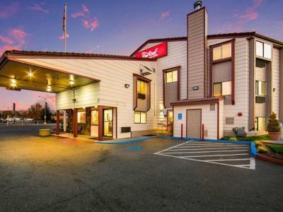Hotel Red Roof Inn & Suites Medford - Airport - Bild 2