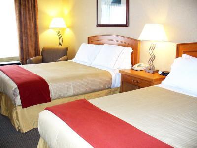Hotel Holiday Inn Express & Suites Vernon - Bild 5