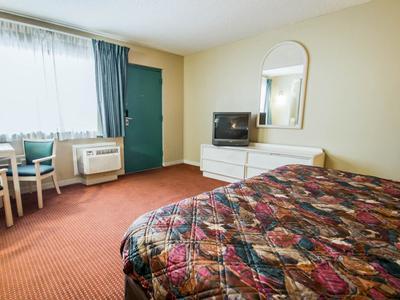 Hotel Rodeway Inn & Suites Haines City - Bild 3