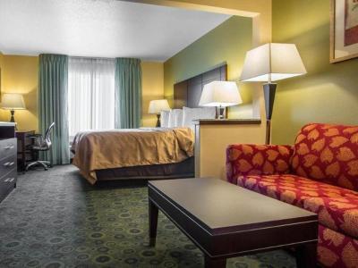 Hotel Days Inn & Suites by Wyndham Bloomington/Normal IL - Bild 4