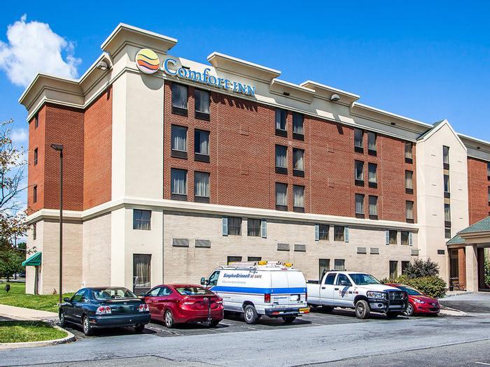 Hotel Comfort Inn Lehigh Valley West - Bild 1