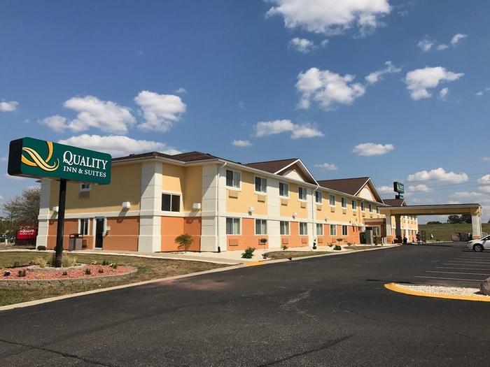 Hotel Quality Inn & Suites Springfield Southwest Near I-72 - Bild 1