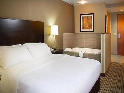 Hotel Holiday Inn Express & Suites Hayward - Bild 3