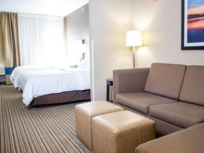 Hotel Holiday Inn Express & Suites Hayward - Bild 2