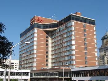 Hotel Crowne Plaza Dayton - Bild 4