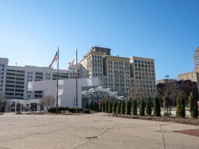 Hotel Crowne Plaza Dayton - Bild 3