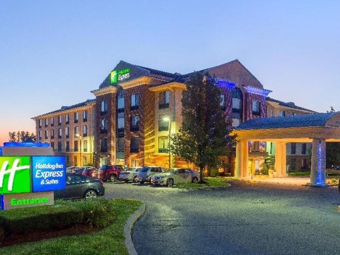 Hotel Holiday Inn Express & Suites Auburn - Bild 1