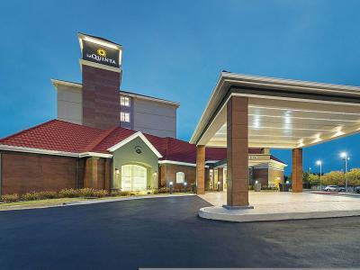 Hotel La Quinta Inn & Suites by Wyndham Oklahoma City - NW Expwy - Bild 5