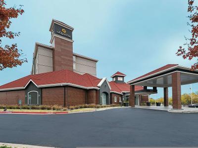 Hotel La Quinta Inn & Suites by Wyndham Oklahoma City - NW Expwy - Bild 4