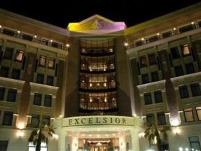 Excelsior Hotel & Spa Baku - Bild 3