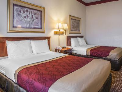 Hotel Econo Lodge Inn & Suites - Bild 5