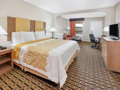 Hotel Days Inn & Suites by Wyndham Huntsville - Bild 4