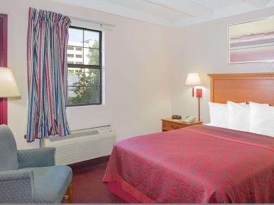 Hotel Days Inn by Wyndham Tallahassee University Center - Bild 5