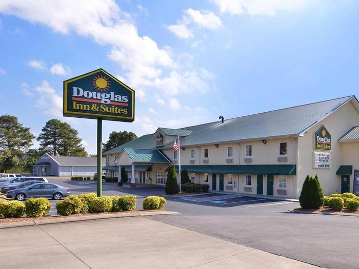 Hotel Douglas Inn & Suites - Bild 1