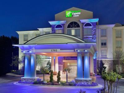 Holiday Inn Express Hotel & Suites Phenix City-Fort Benning Area - Bild 3