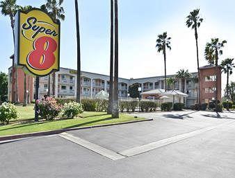 Hotel Super 8 by Wyndham Bakersfield/Central - Bild 2
