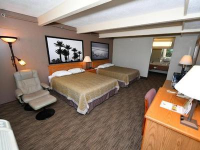 Hotel Costa Mesa Inn - Bild 2